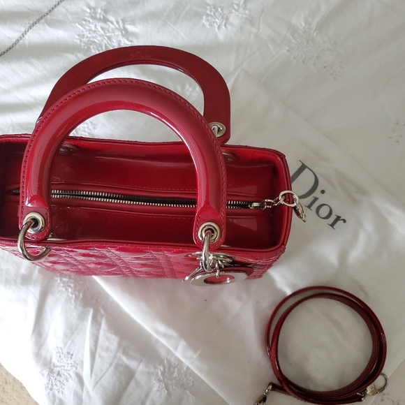 DIOR LADY DIOR - CANNAGE QUILTED RED PATENT LEATHER - Picture 5 of 7